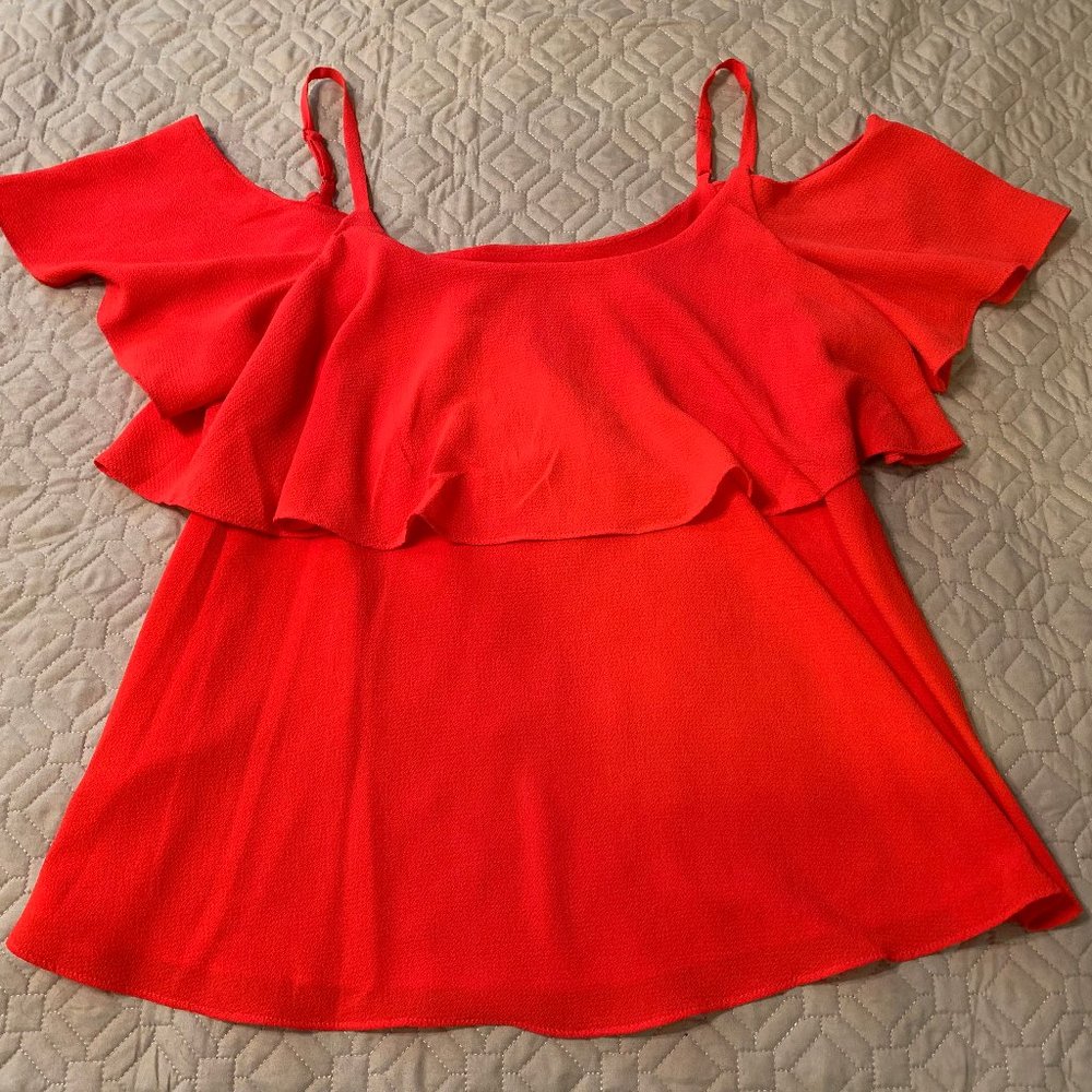 EUC Bobeau Off Shoulder Top Sz M
